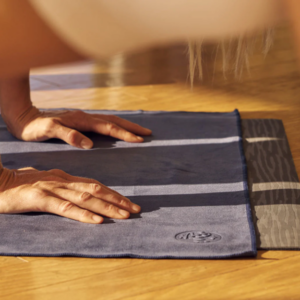 מגבת ידיים eQua® Yoga Hand Towel